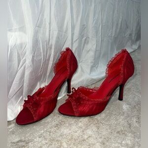 Vintage satin ruby red heels with bow and ruffle details from Delicious size 7